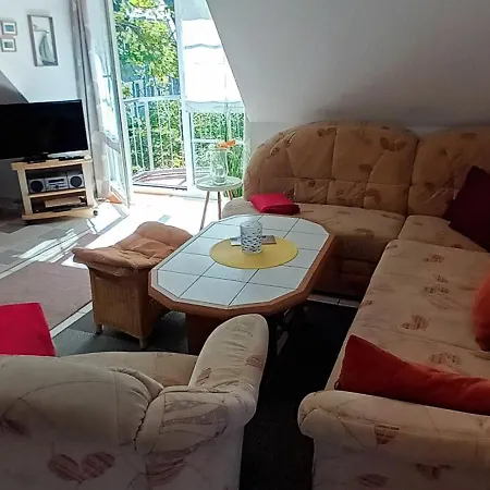 Apartamento Haus Seeschwalbe 6 Zingst